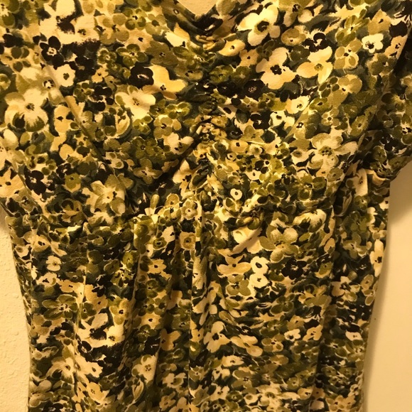 Floral maternity top - Picture 2 of 2